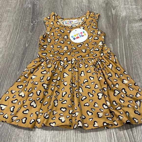Dot Dot Smile Other - New Dot Dot Smile Cheetah Print Dress Hearts 6-12 months J38